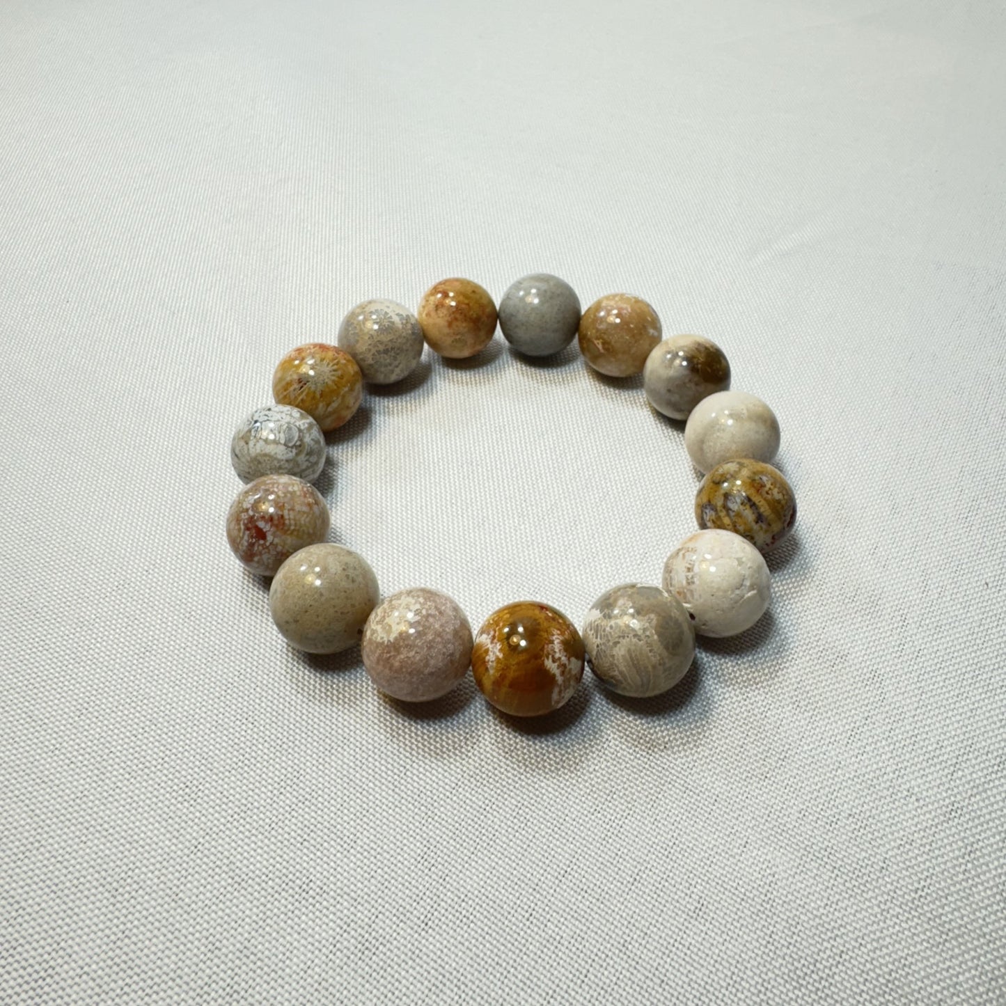 Creme Alashan Agate Stretch Bracelet